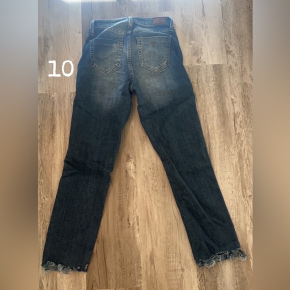 Guess crop size 26 - Picture 2 of 2